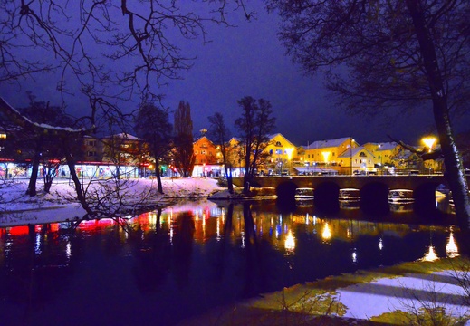 jonathan-petersson-grizzlybear-se-christmas-varnamo-city-2023